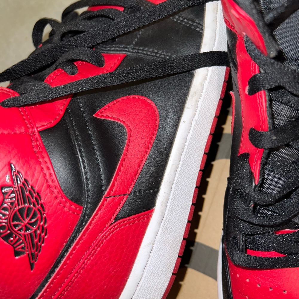 Red & black Jordan 1 mid